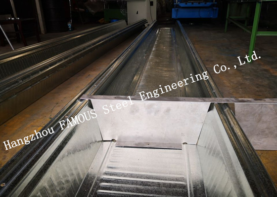 China Folha de aço galvanizada do Decking da plataforma de assoalho do metal de Comflor 210 perfis profundos alternativos compostos fornecedor