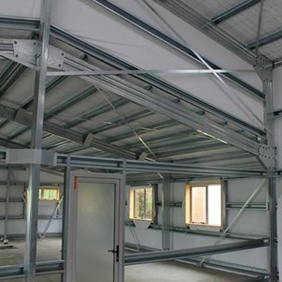 A resistência do terremoto galvanizou a categoria de aço dos Purlins ≥8 para a construção civil fornecedor